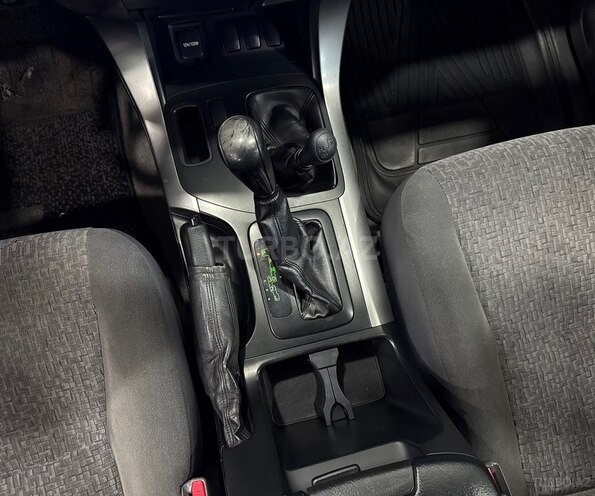 Toyota Land Cruiser Prado-14