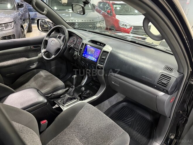 Toyota Land Cruiser Prado-9