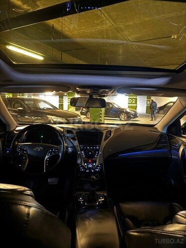 Hyundai Grandeur-8