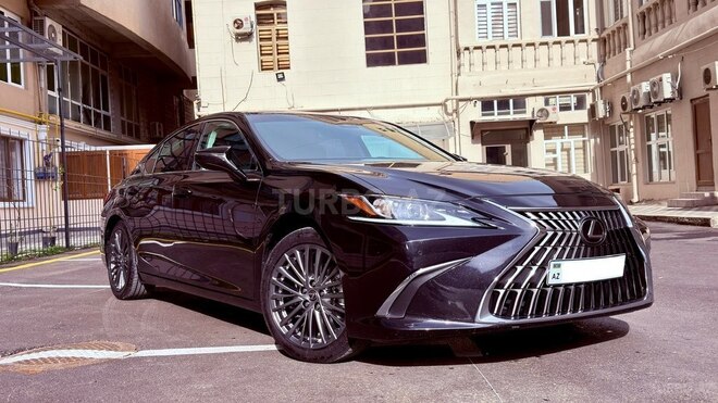 Lexus ES 300h-6
