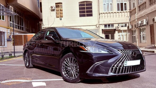 Lexus ES 300h-3