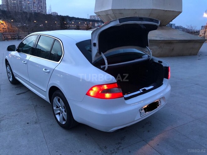 Skoda Superb 2010, 247,600 km - 1.8 l - Bakı