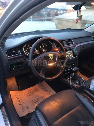 Skoda Superb 2010, 247,600 km - 1.8 l - Bakı