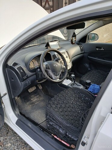 Hyundai i30 2009, 257,000 km - 1.6 л - Lənkəran