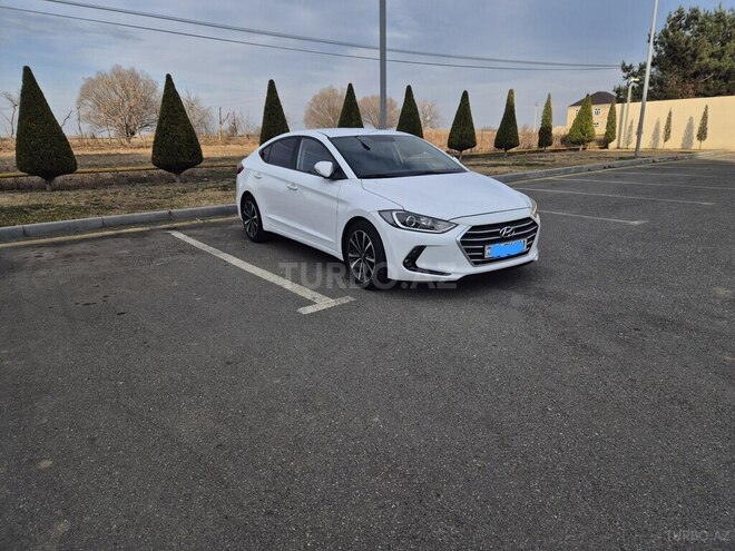 Hyundai Elantra 2016, 213,000 km - 1.6 l - Bakı