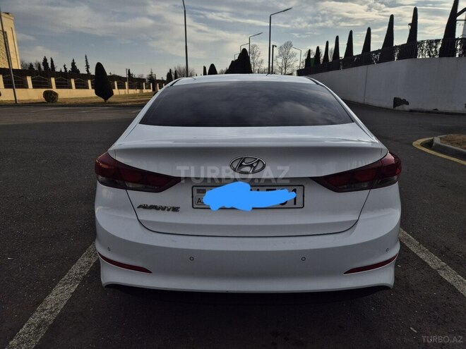 Hyundai Elantra 2016, 213,000 km - 1.6 l - Bakı