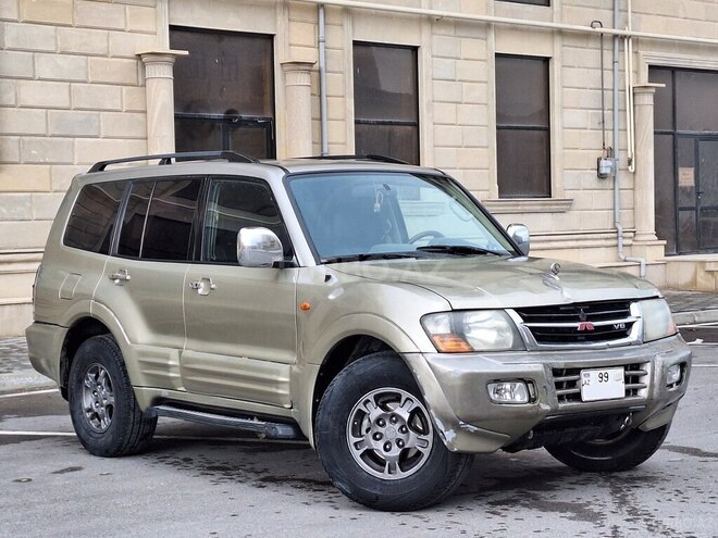 Mitsubishi Pajero 2001, 315,267 km - 3.5 l - Bakı