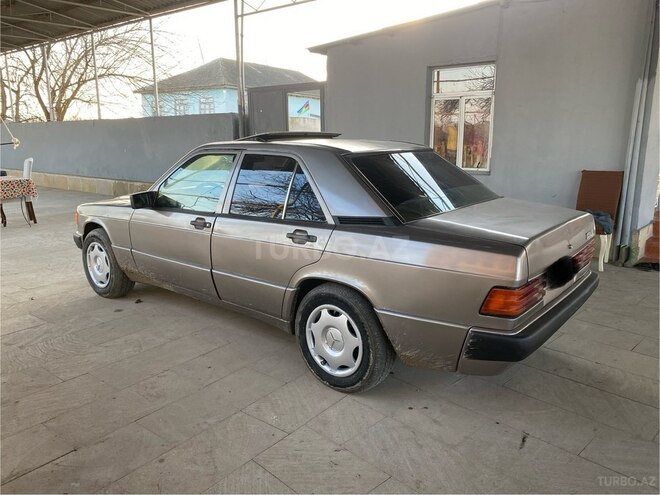 Mercedes 190 1990, 369,852 km - 2.0 л - Şirvan