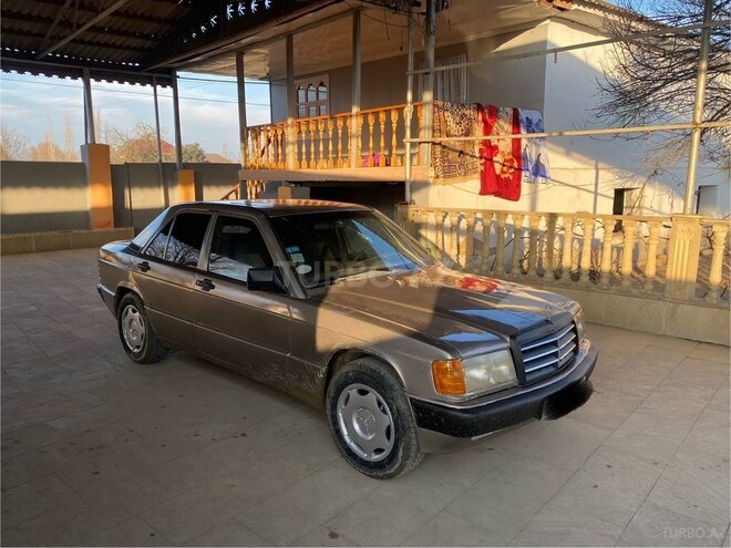 Mercedes 190 1990, 369,852 km - 2.0 л - Şirvan