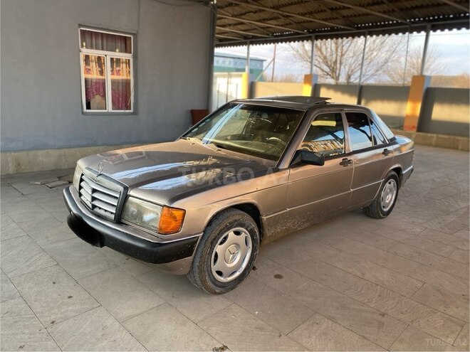Mercedes 190 1990, 369,852 km - 2.0 л - Şirvan