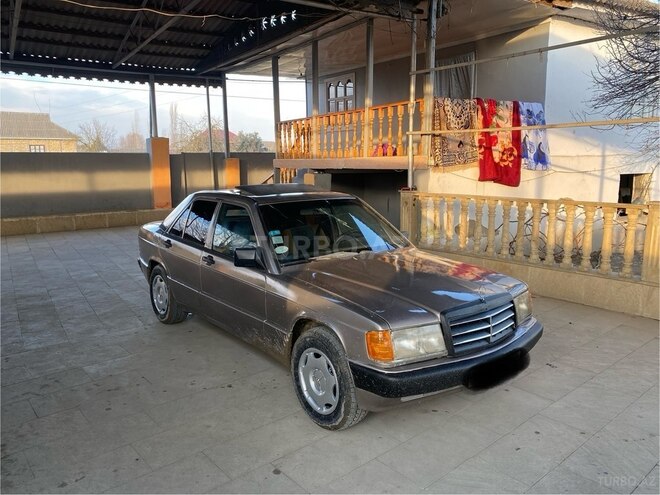 Mercedes 190 1990, 369,852 km - 2.0 л - Şirvan