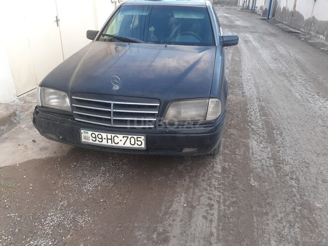 Mercedes C 200-1