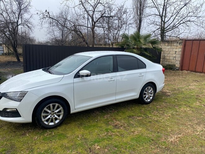 Skoda Rapid 2020, 196,000 km - 1.6 l - Bakı
