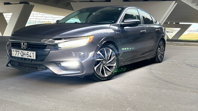 Honda Insight-3