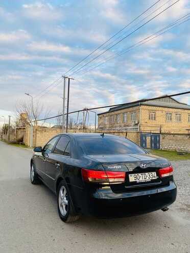 Hyundai Sonata-8