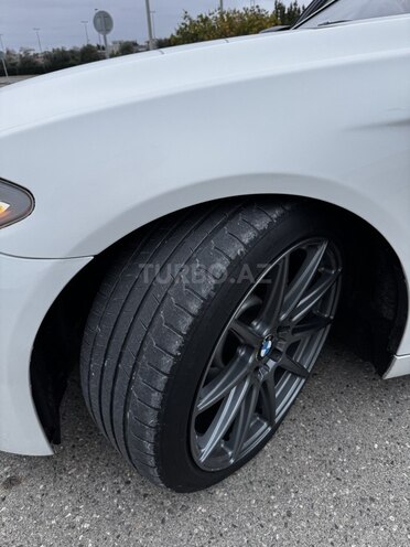 BMW 528 2013, 272,000 km - 2.0 l - Bakı