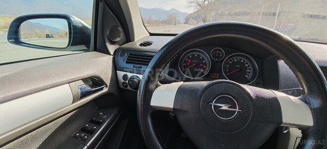 Opel Astra 2008, 279,000 km - 1.6 l - Qəbələ