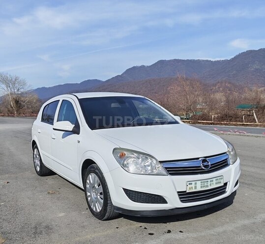 Opel Astra 2008, 279,000 km - 1.6 l - Qəbələ
