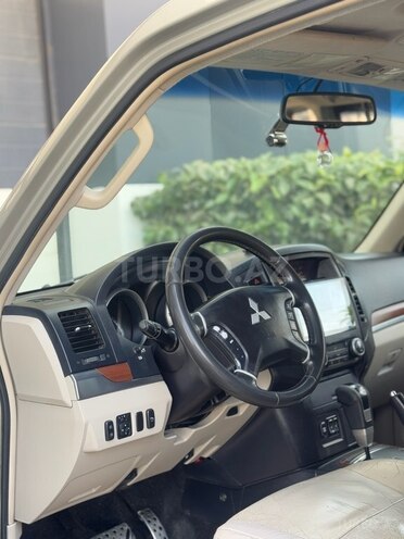 Mitsubishi Pajero 2007, 258,500 km - 3.0 l - Bakı
