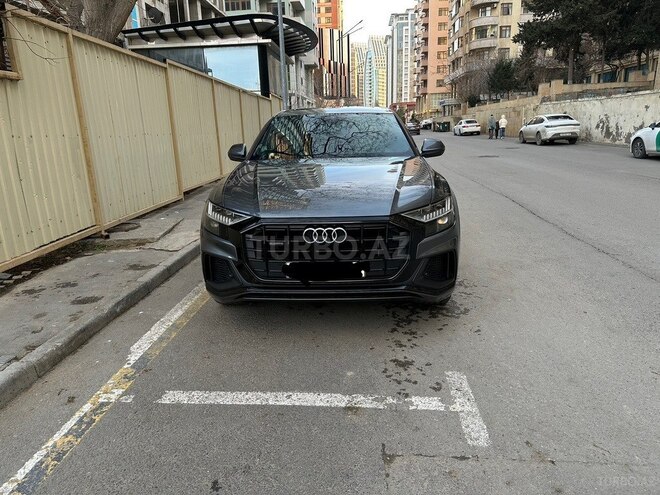 Audi Q8 2018, 105,000 km - 3.0 l - Bakı