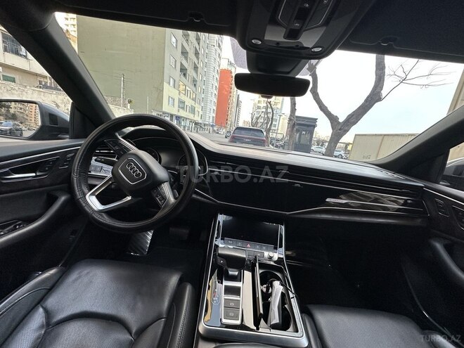 Audi Q8 2018, 105,000 km - 3.0 l - Bakı