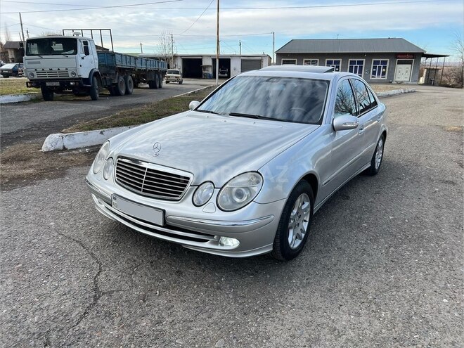 Mercedes E 320 2002, 288,000 km - 3.2 l - Şəmkir