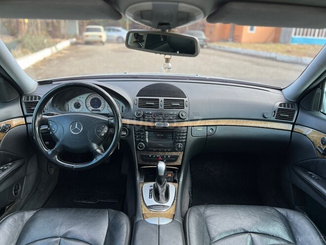 Mercedes E 320 2002, 288,000 km - 3.2 l - Şəmkir