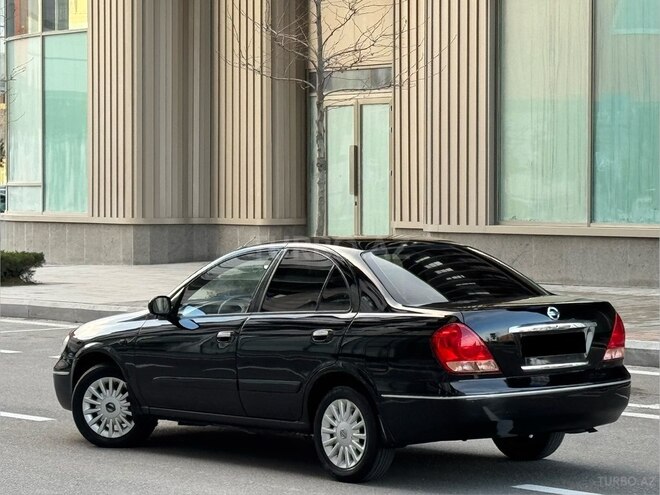 Nissan Sunny 2006, 384,000 km - 1.6 l - Bakı