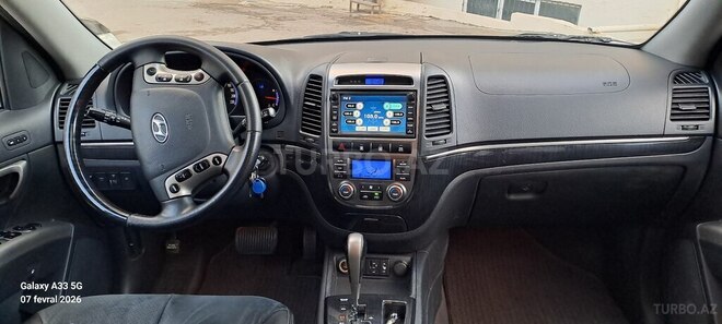 Hyundai Santa Fe-6