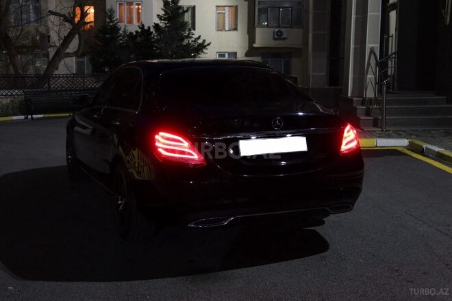 Mercedes C 220 d 2018, 115,000 km - 2.1 л - Bakı
