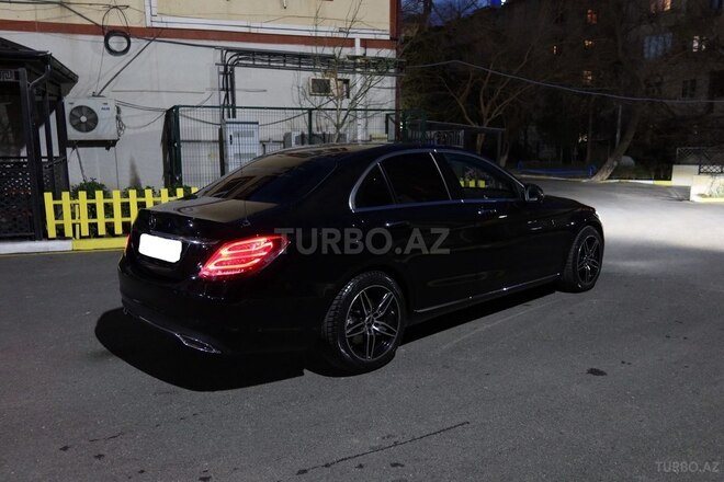 Mercedes C 220 d 2018, 115,000 km - 2.1 л - Bakı