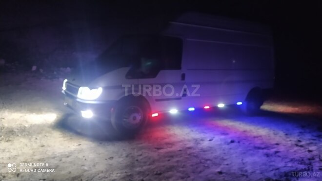 Ford Transit 2004, 549,160 km - 2.4 л - Quba