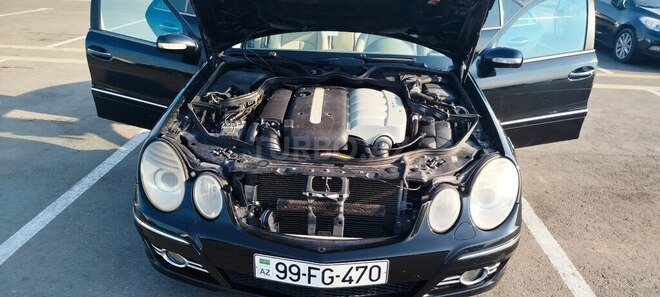 Mercedes E 220 2002, 333,000 km - 2.2 l - Bakı