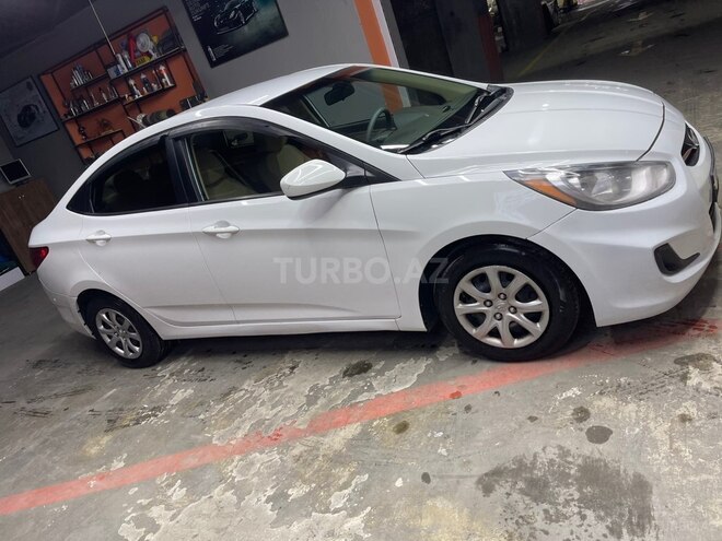 Hyundai Accent 2014, 129,000 km - 1.6 л - Bakı