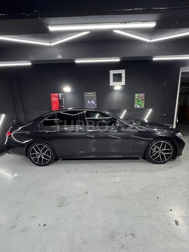 Mercedes E 350-5