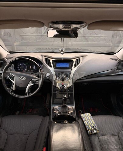 Hyundai Grandeur 2012, 210,000 km - 2.4 л - Bakı