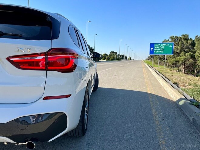 BMW X1 2016, 232,000 km - 2.0 l - Bakı