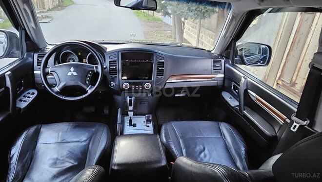 Mitsubishi Pajero 2008, 166,300 km - 3.0 л - Bakı
