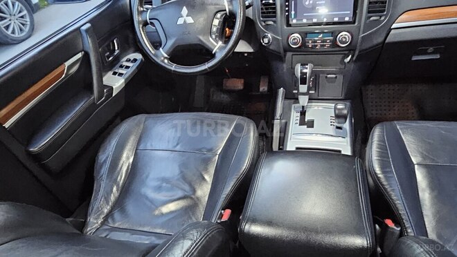 Mitsubishi Pajero 2008, 166,300 km - 3.0 л - Bakı
