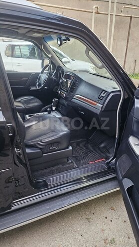 Mitsubishi Pajero 2008, 166,300 km - 3.0 л - Bakı