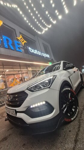 Hyundai Santa Fe-10