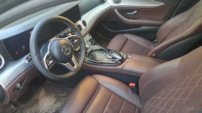Mercedes E 220 d 2018, 187,000 km - 2.1 l - Bakı