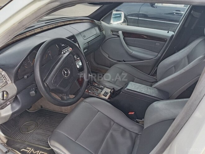 Mercedes C 230 2000, 324,000 km - 2.3 l - İsmayıllı