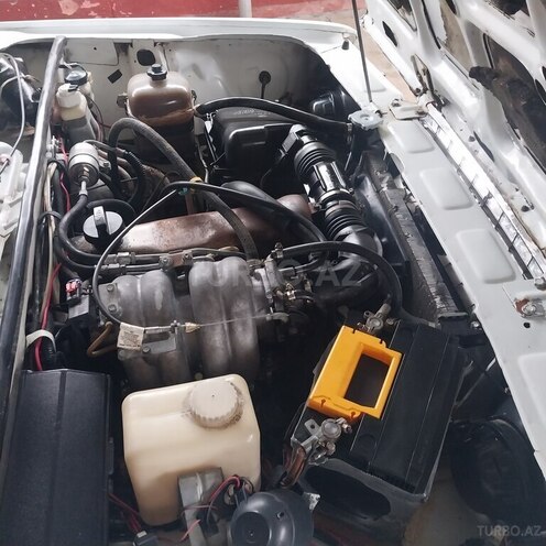 LADA (VAZ) 2107 2010, 173,000 km - 1.6 л - Salyan