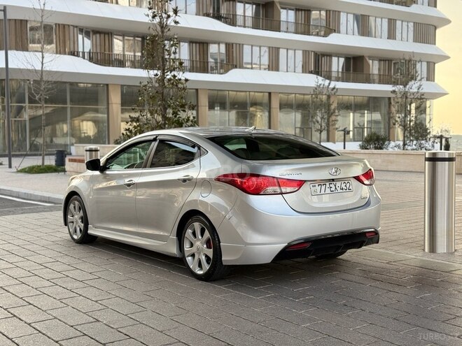 Hyundai Elantra 2012, 196,000 km - 1.8 л - Bakı