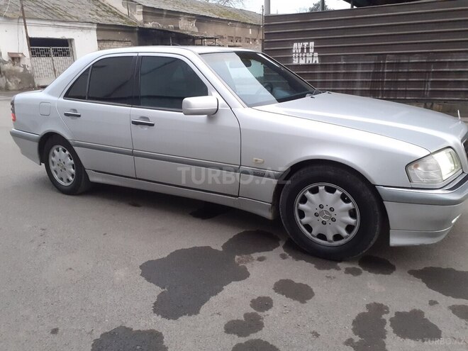 Mercedes C 240-4