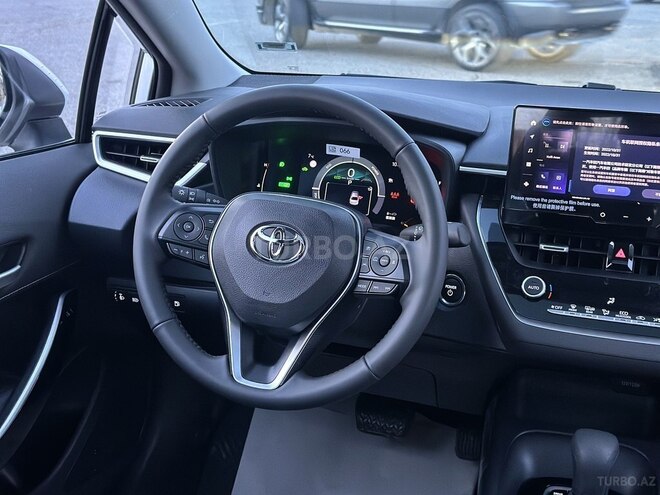 Toyota Corolla-11