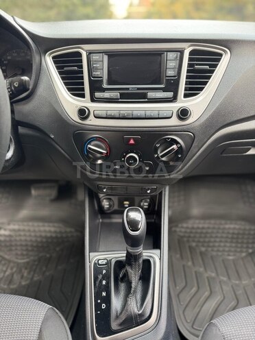 Hyundai Accent 2021, 118,500 km - 1.6 l - Bakı