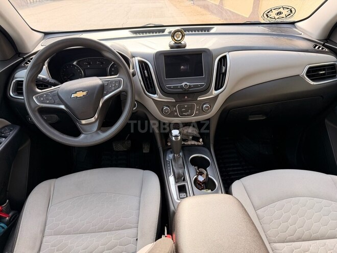 Chevrolet Equinox-7