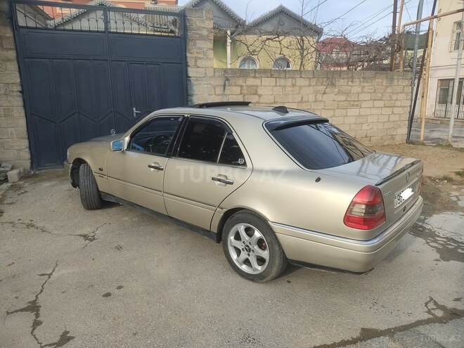 Mercedes C 220 1995, 351,000 km - 2.2 l - Bakı